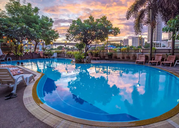 3* New Siam Riverside Bangkok Hotel • Near Bangkok National Museum